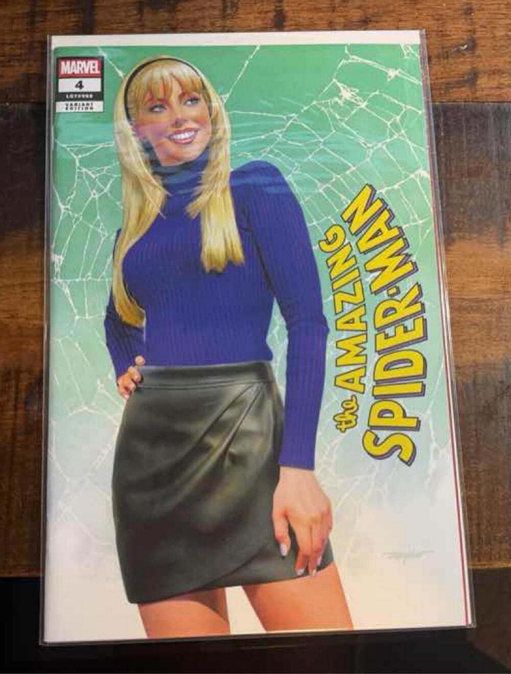 Amazing Spider-Man #4 Mike Mayhew Gwen Stacy Trade Dress Variant
